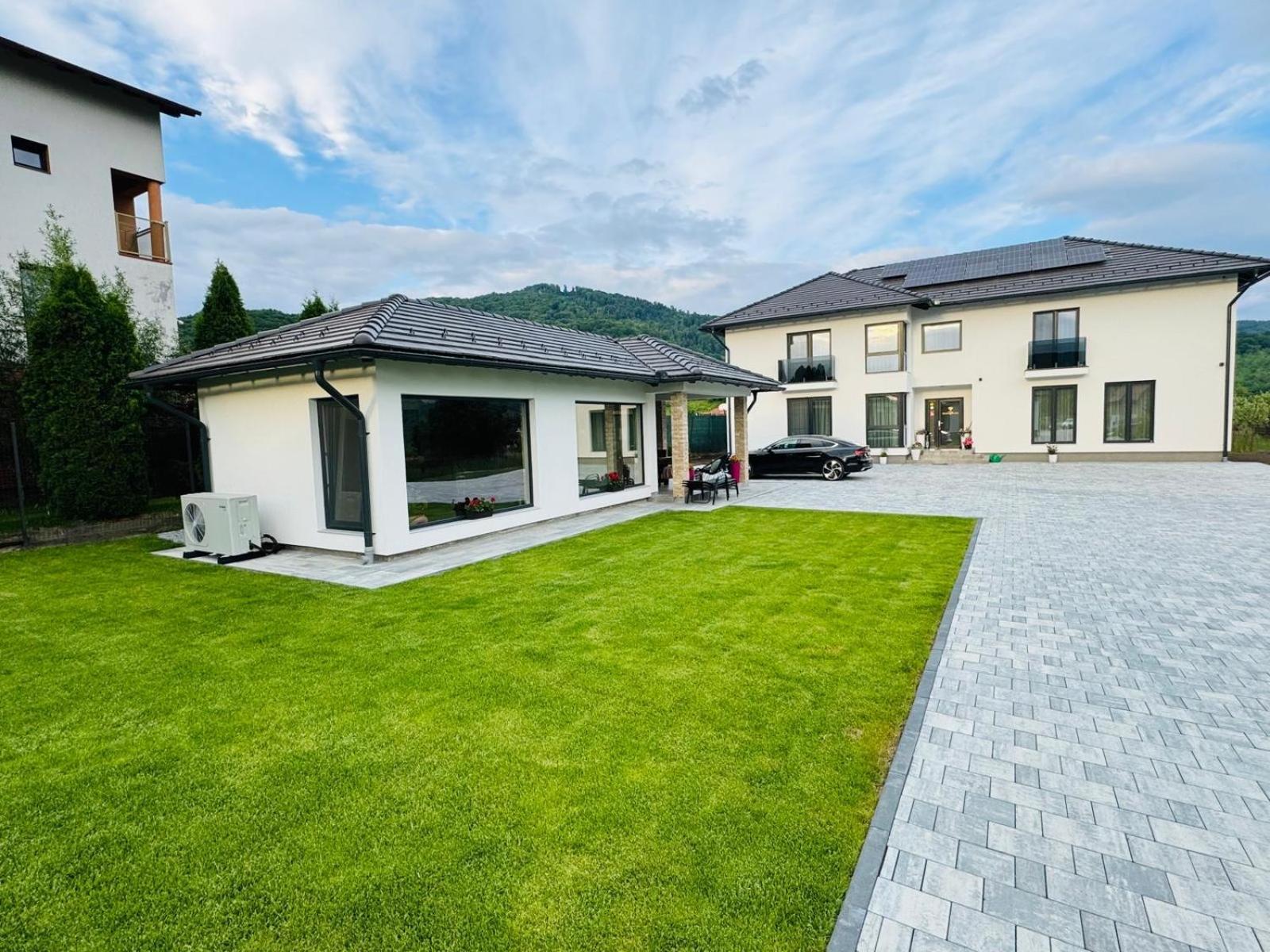 Vila Diamond Lux&Spa Sovata Exterior photo